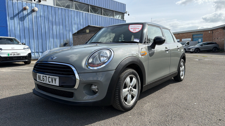 MINI Hatchback 1.5 Cooper 5dr Petrol Hatchback